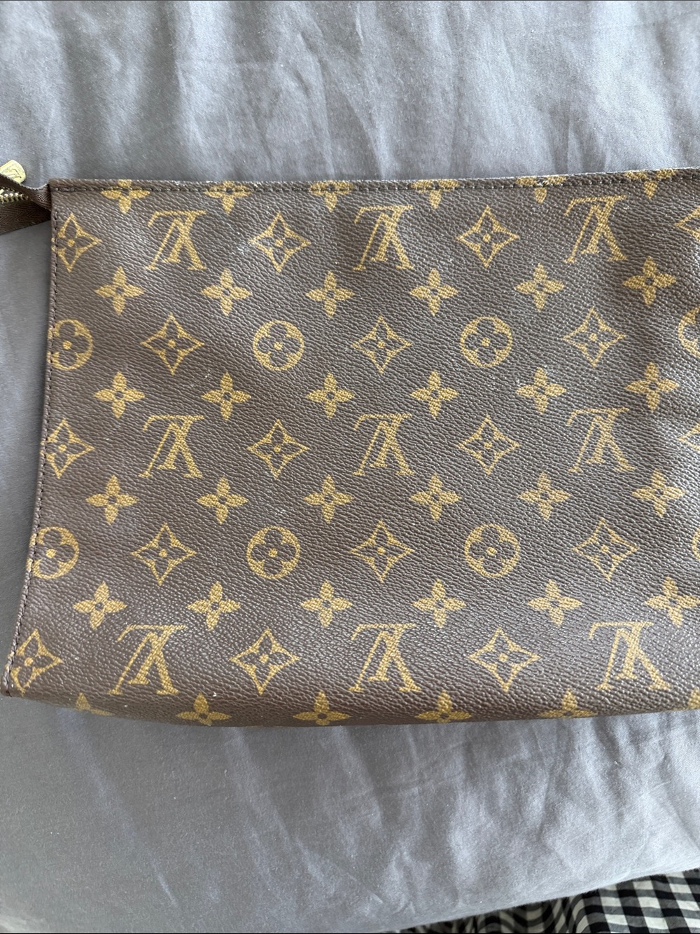 Louis Vuitton Monogram Pouch in Brown and Gold - Picture 4 of 4